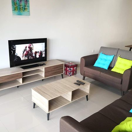 Sparkling Clean Homestay @ Kota Kemuning - Rimbayu Teluk Panglima Garang Eksteriør bilde